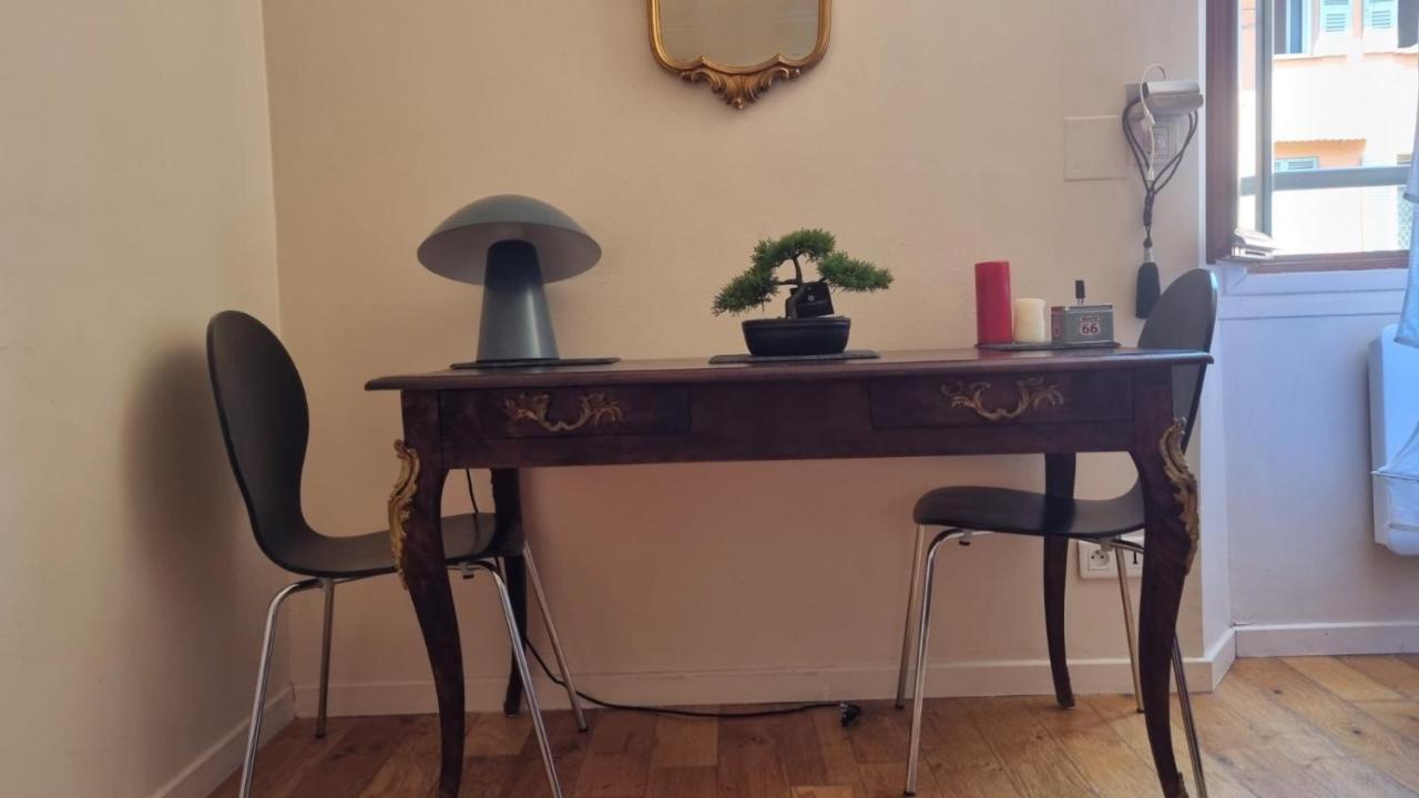 Appartement En Plein Coeur De Vieille ニース エクステリア 写真